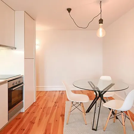 Hm - Historic Downtown Batalha Порту